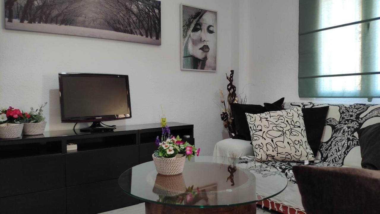 Fabulosa Casa Del Arbol มาลากา ภายนอก รูปภาพ